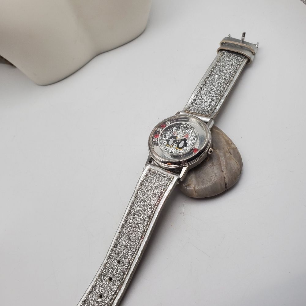 New years eve Christmas party penguin glitter silver watch needs batteries